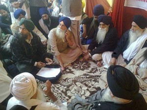 Bhai Harpal Singh Cheema, Bhai R. P. Singh, Bhai Satnam Singh Paunta Sahib and others