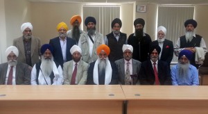 Sikhs leaders of United Kingdom meets Jathedar Giani Gurbachan Singh Sikhs leaders of United Kingdom meets Jathedar Giani Gurbachan Singh