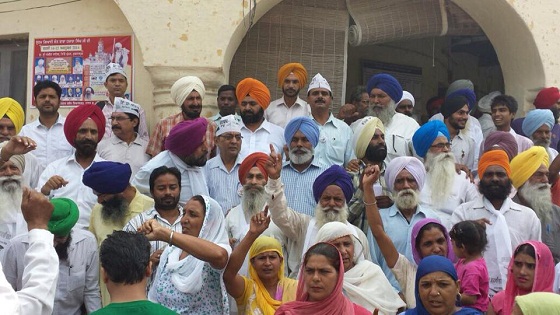 A view of protest outside DC office in Gurdaspur