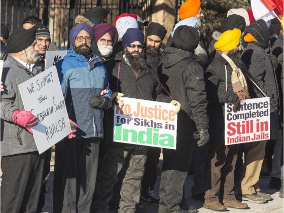 Between 300 and 400 protesters gathered in front of the Indian High Commission in Ottawa to protest the detention of Sikh political prisoners from Indian jails Friday, January 2, 2015.