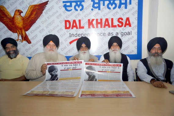 Dal Khlasa releases unamended version of Nanakshahi Calendar