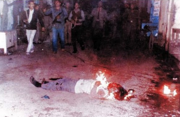 A Sikh man burnt alive by a mob in the November 1984 genocide