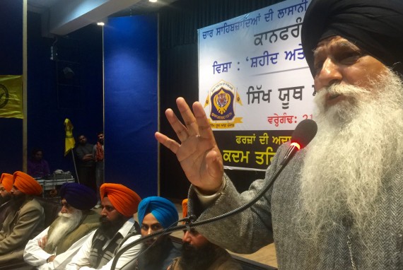 Harcharanjeet Singh Dhammi addressing a conference by Sikh Youth of Punjab