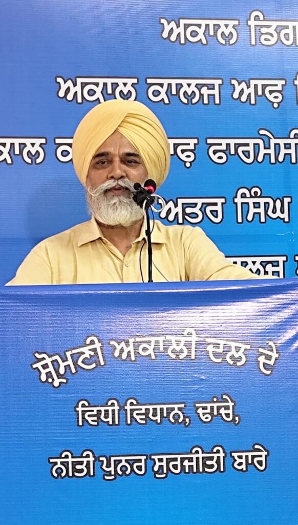Senior journalist Hamir Singh