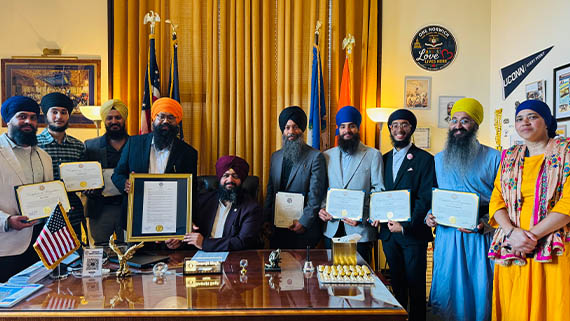Mayor Swarnjit Singh Presenting Citation to Deep Singh, Gen Secretary World Gatka Federation