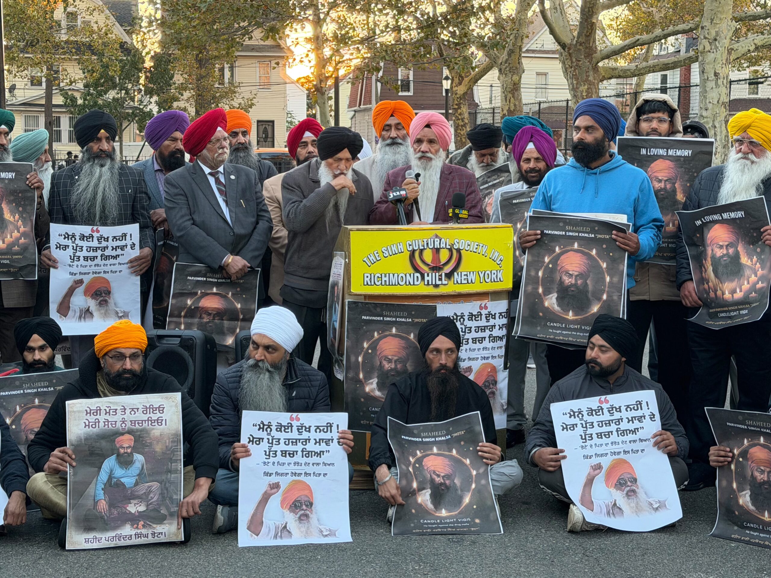 Sikh Sangat at a memorial event for Bhai Parvinder Singh Khalsa ‘Jhota’ in Richmond Hill, New York.