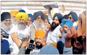 6 june 2 simranjeet singh mann S. Simranjeet Singh Mann Addressing the Gathering in front of Sri Akal Takht Sahib