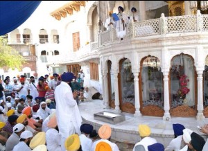 Giani Gurbachan Singh pronouncing tankhah for Bikram Majithia (May 01, 2014)