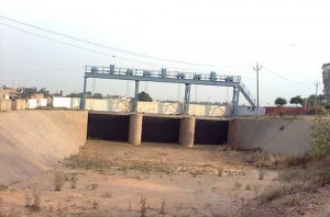 A view of Hansi-Butana Canal. The project is waiting to be linked to Bhakhra Main Line near Samana (Punjab).