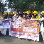 Victims of November 1984 Sikh genocide holding protest at Delhi on World Human Rights Day 2013